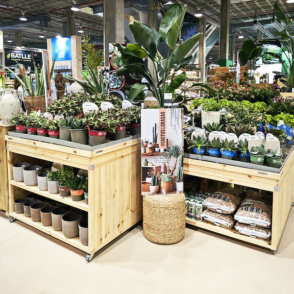 Wood podium with water tray